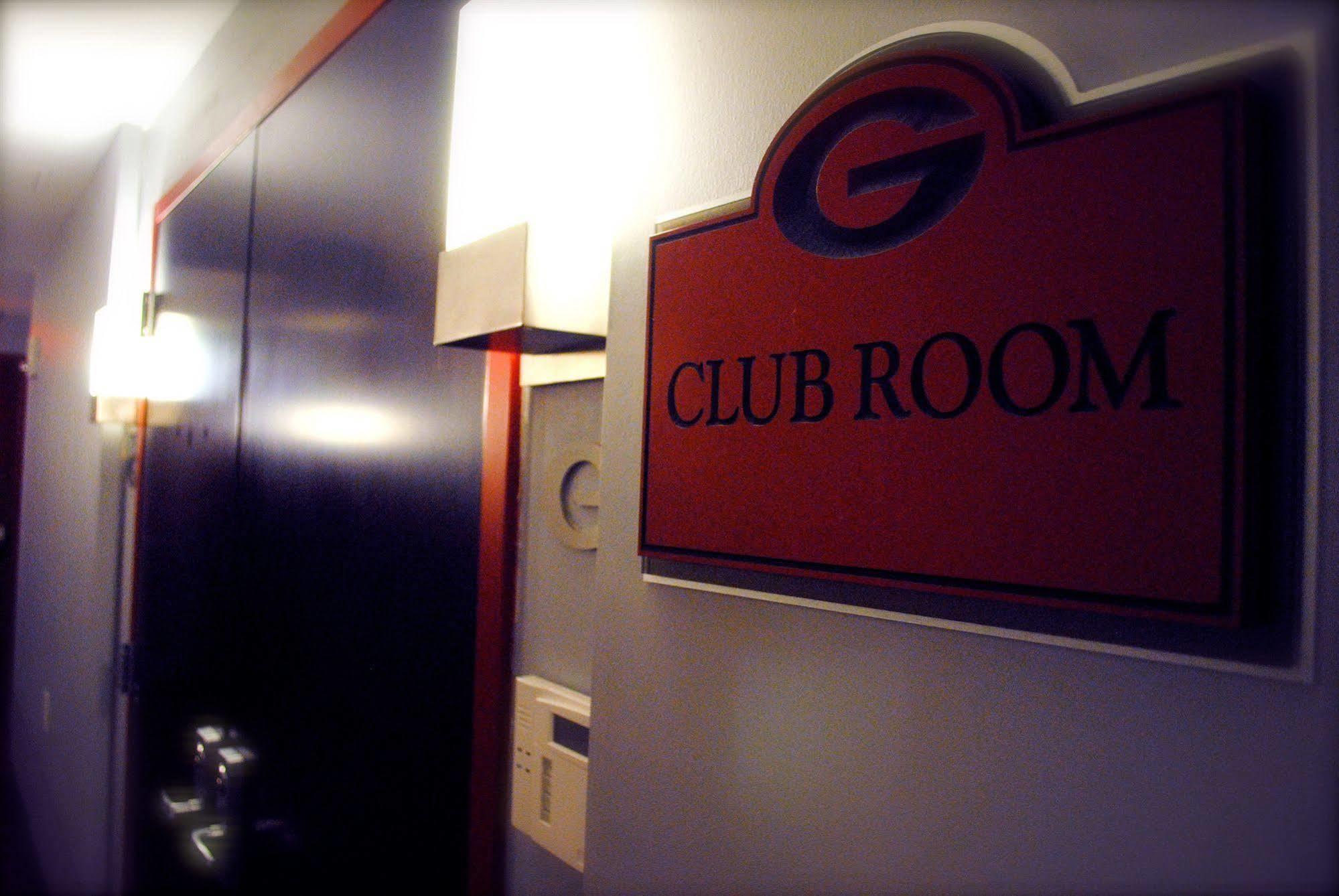 Georgia Gameday Center Hotel Athens Exterior photo